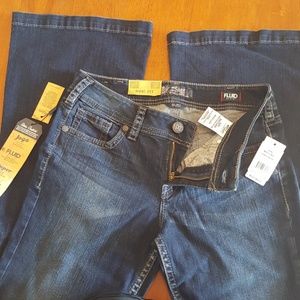 Suki, Silver Jeans, Mid Rise Flare NWT